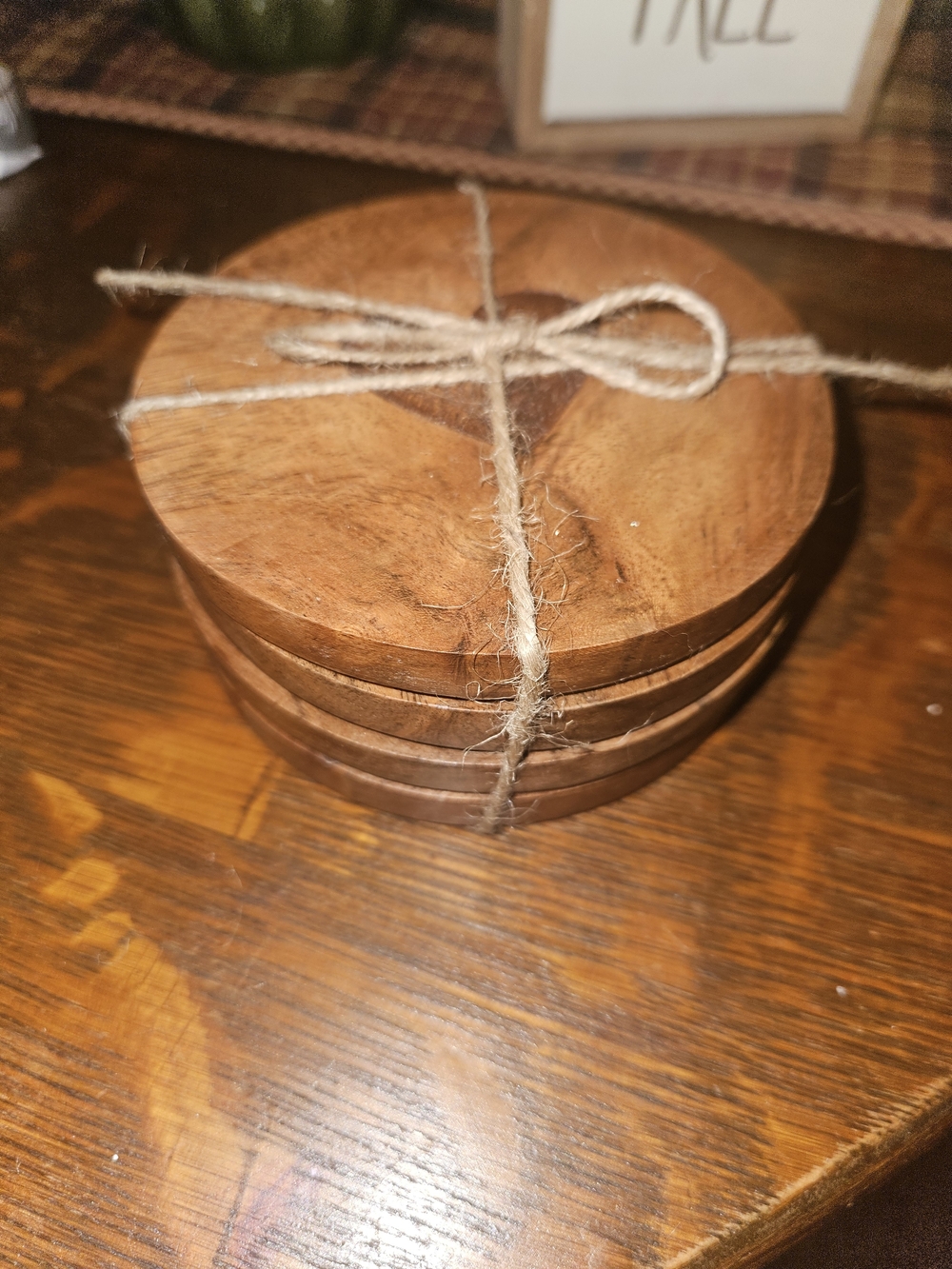 Wooden Round Coaster Set - Natural Brown